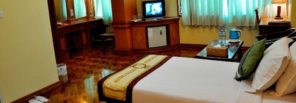 Hotel Queen מנדלאי מראה חיצוני תמונה