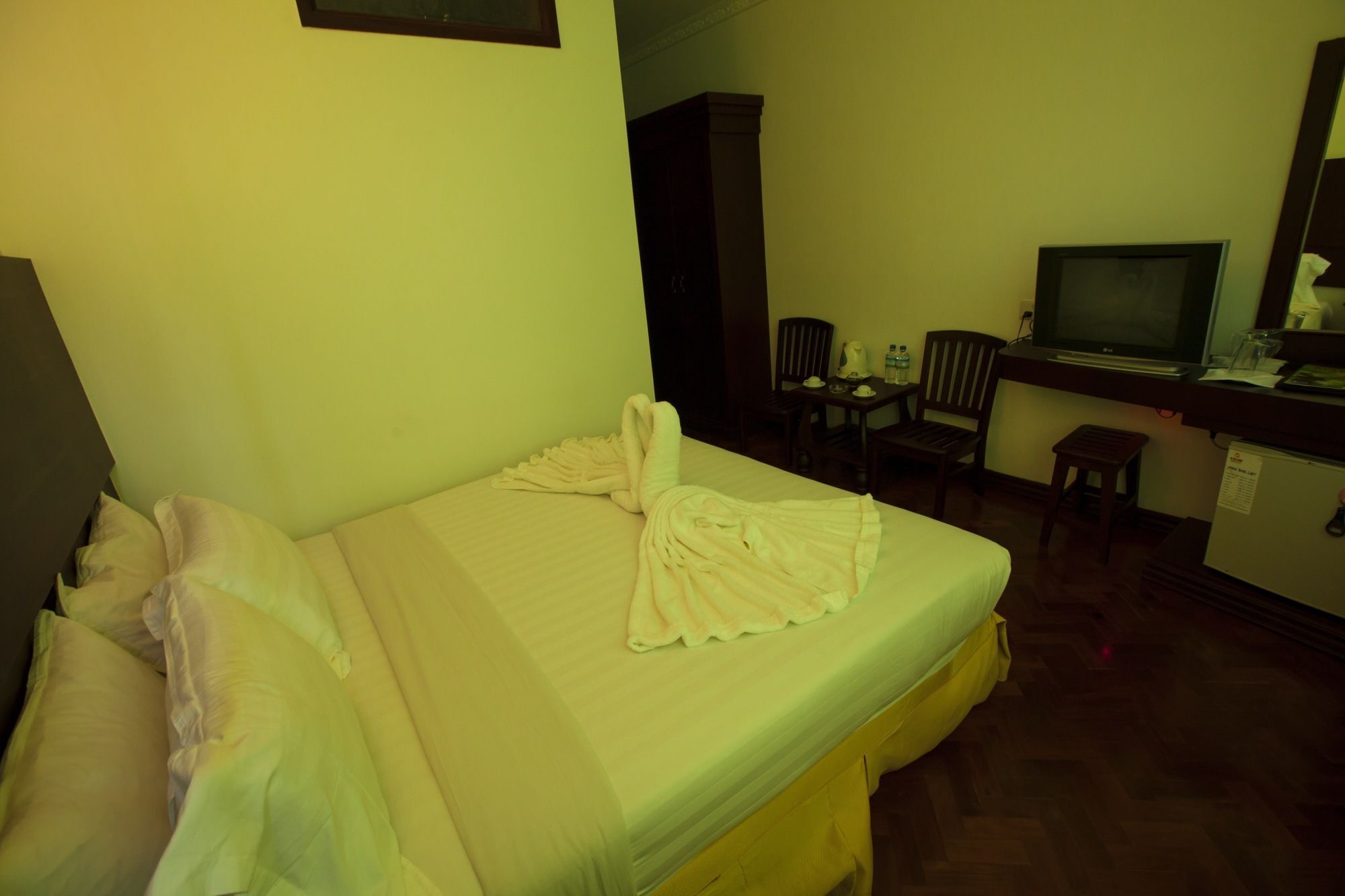 Hotel Queen מנדלאי מראה חיצוני תמונה