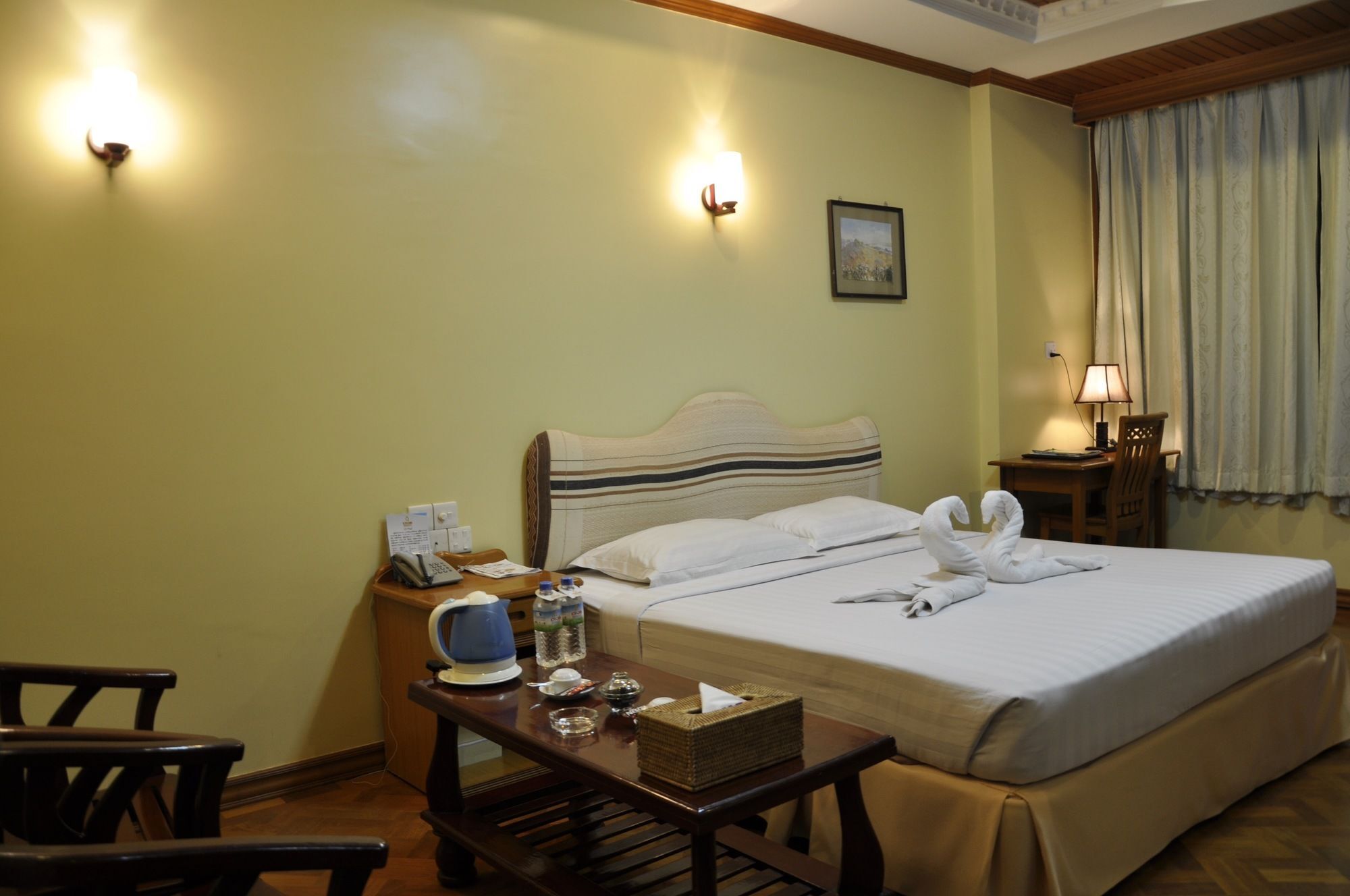 Hotel Queen מנדלאי מראה חיצוני תמונה